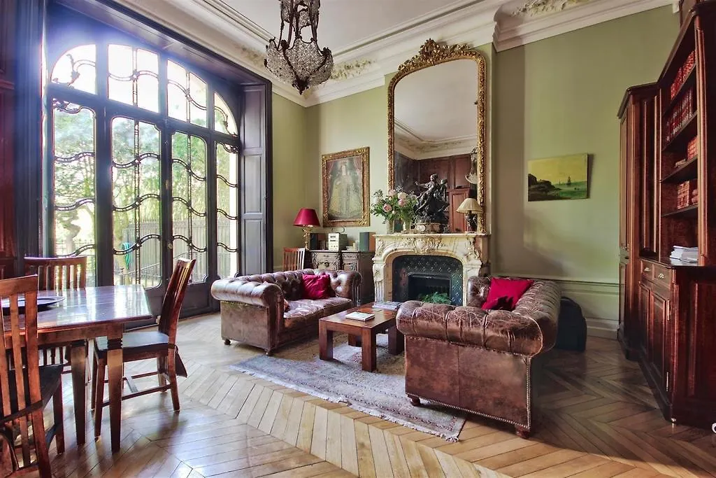 Alfred De Vigny Apartment Paris