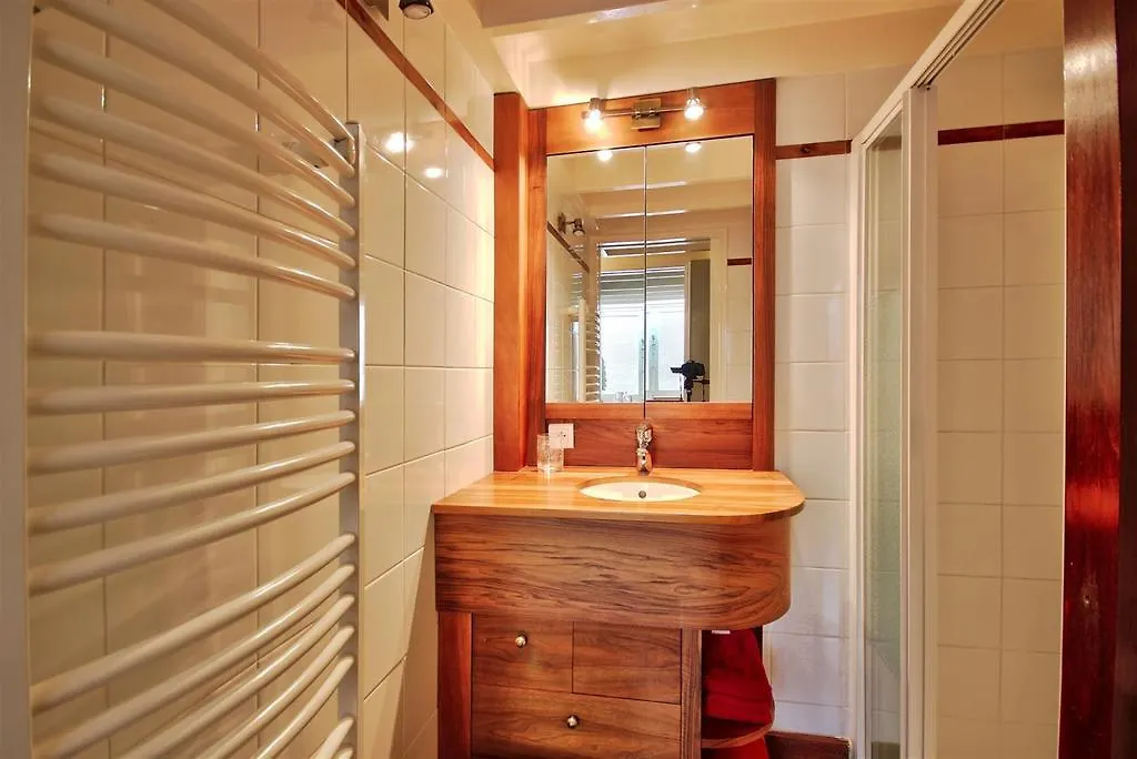 Alfred De Vigny Apartment Paris France